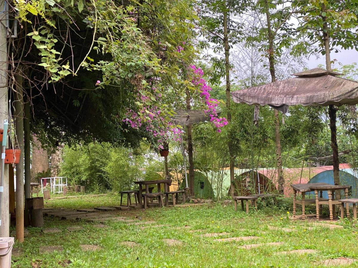 Ong Vang Meo Vac Hotel Exterior foto